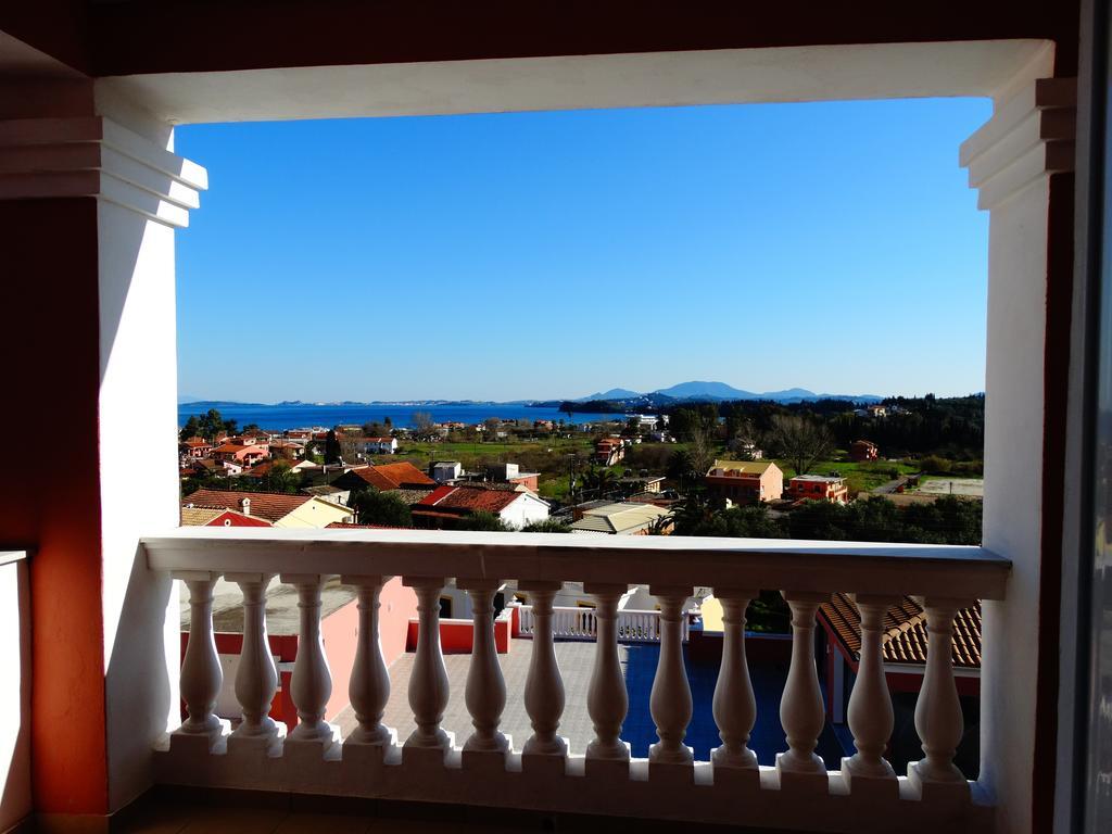 Paradiso Hotel Sea View And Pool Suites Ipsos Corfu Ruang foto