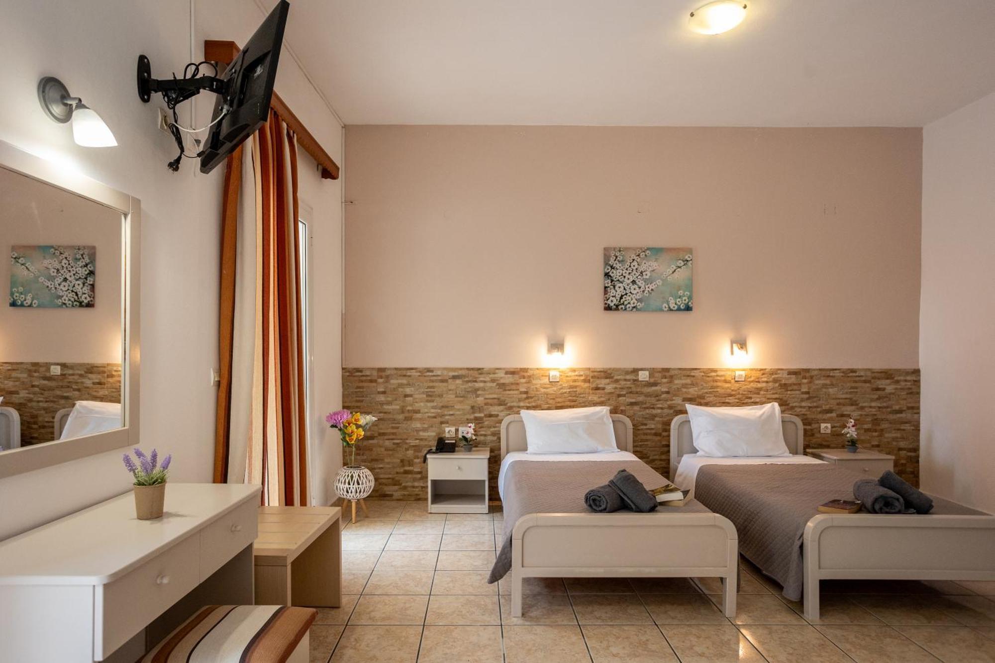 Paradiso Hotel Sea View And Pool Suites Ipsos Corfu Bagian luar foto